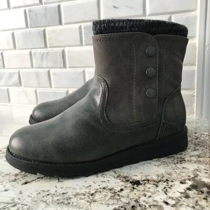 Muk Luks Gray Boot